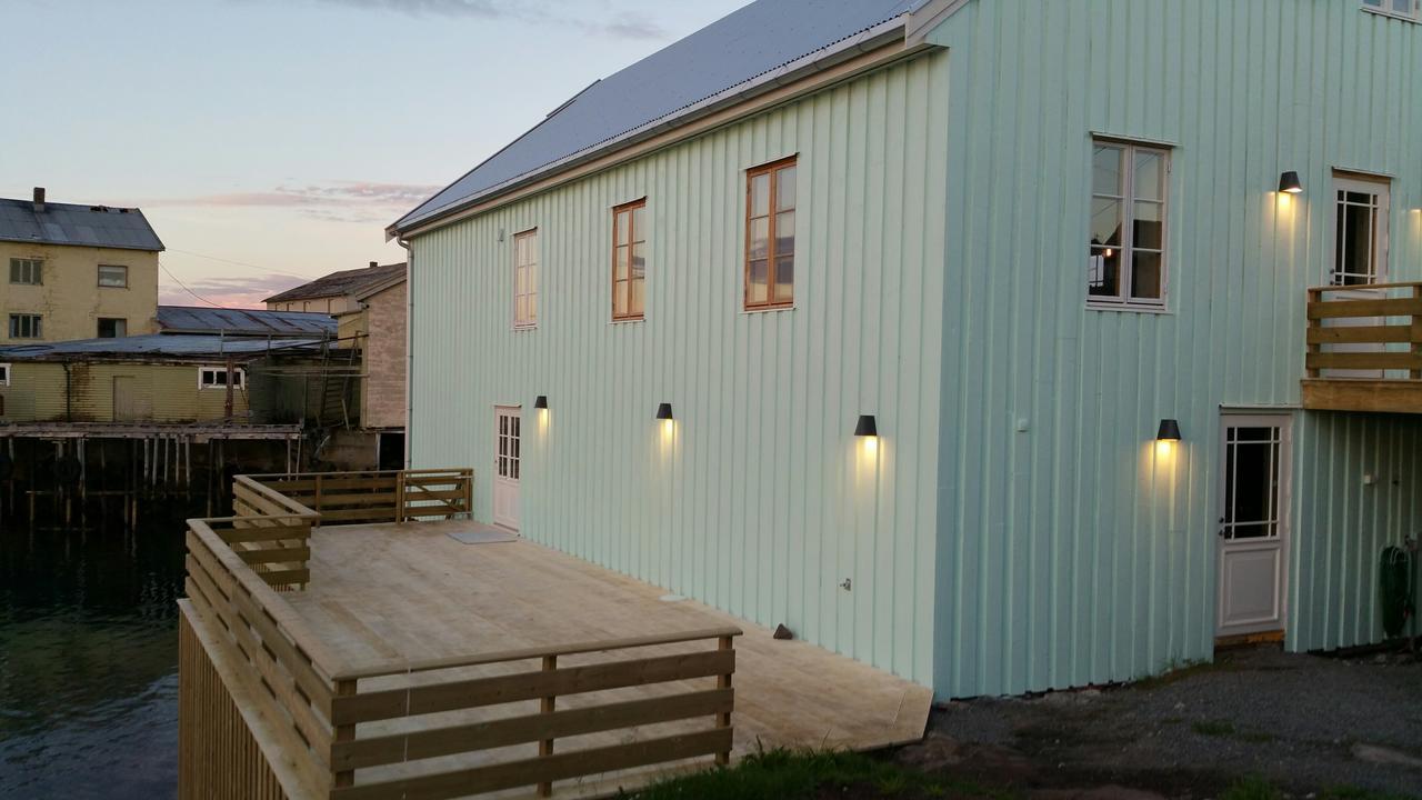 Bed and Breakfast Lysvoldbrygga Henningsvær Exterior foto