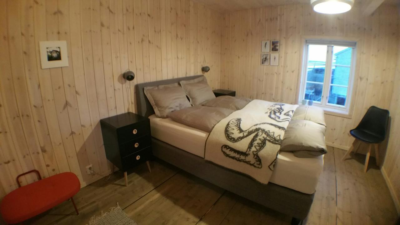 Bed and Breakfast Lysvoldbrygga Henningsvær Exterior foto